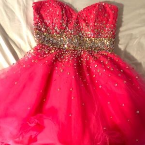 HOT PINK SHORT DRESS!